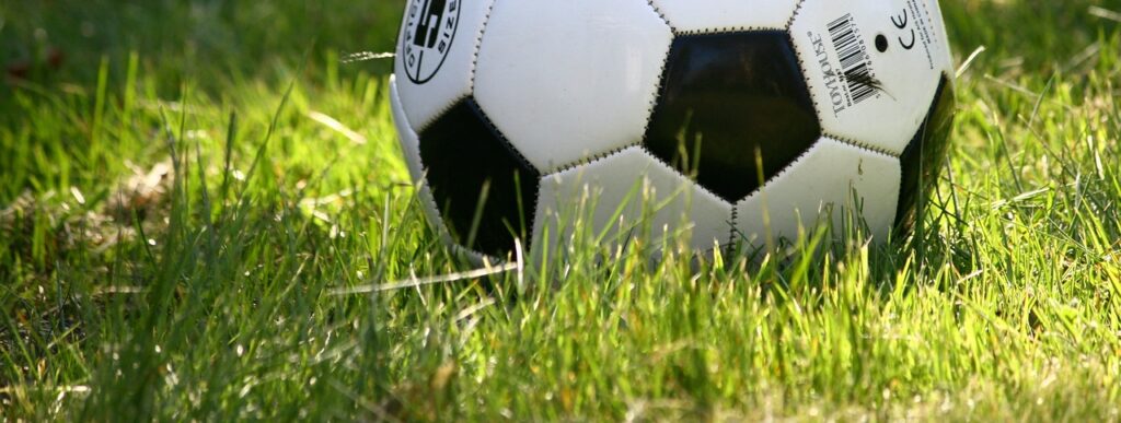 football, soccer, ball-1396740.jpg